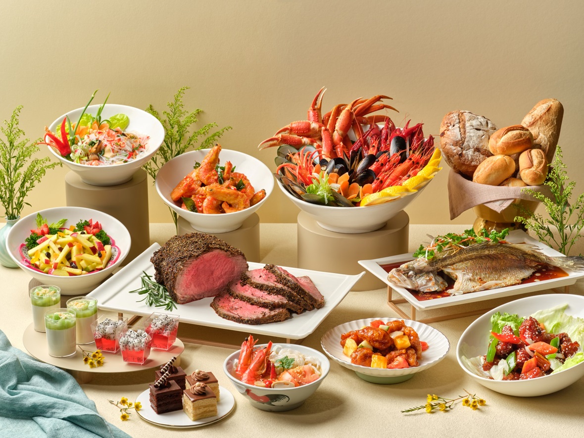 Cafe Mosaic seafood buffet 50% off Singapore Carlton Hotel oysters crab legs prawns