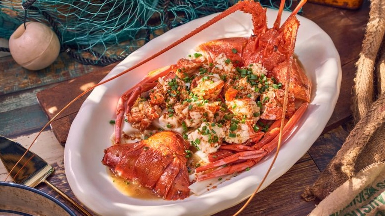 Yang Ming Seafood half price Australian lobster promotion in Singapore